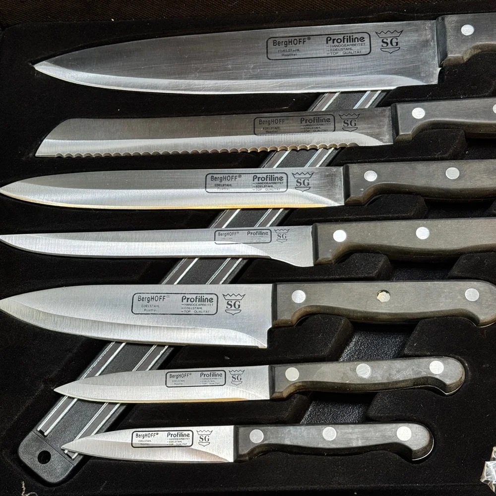 Vintage BergHOFF Worldwide 16 Piece Knife Set In Black Locking Carry Briefcase - Picture 2 of 11